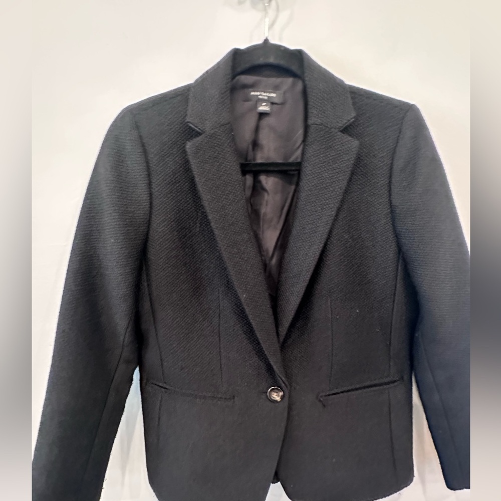 Ann Taylor Petite Black Textured One-Button Blazer | Size 6P